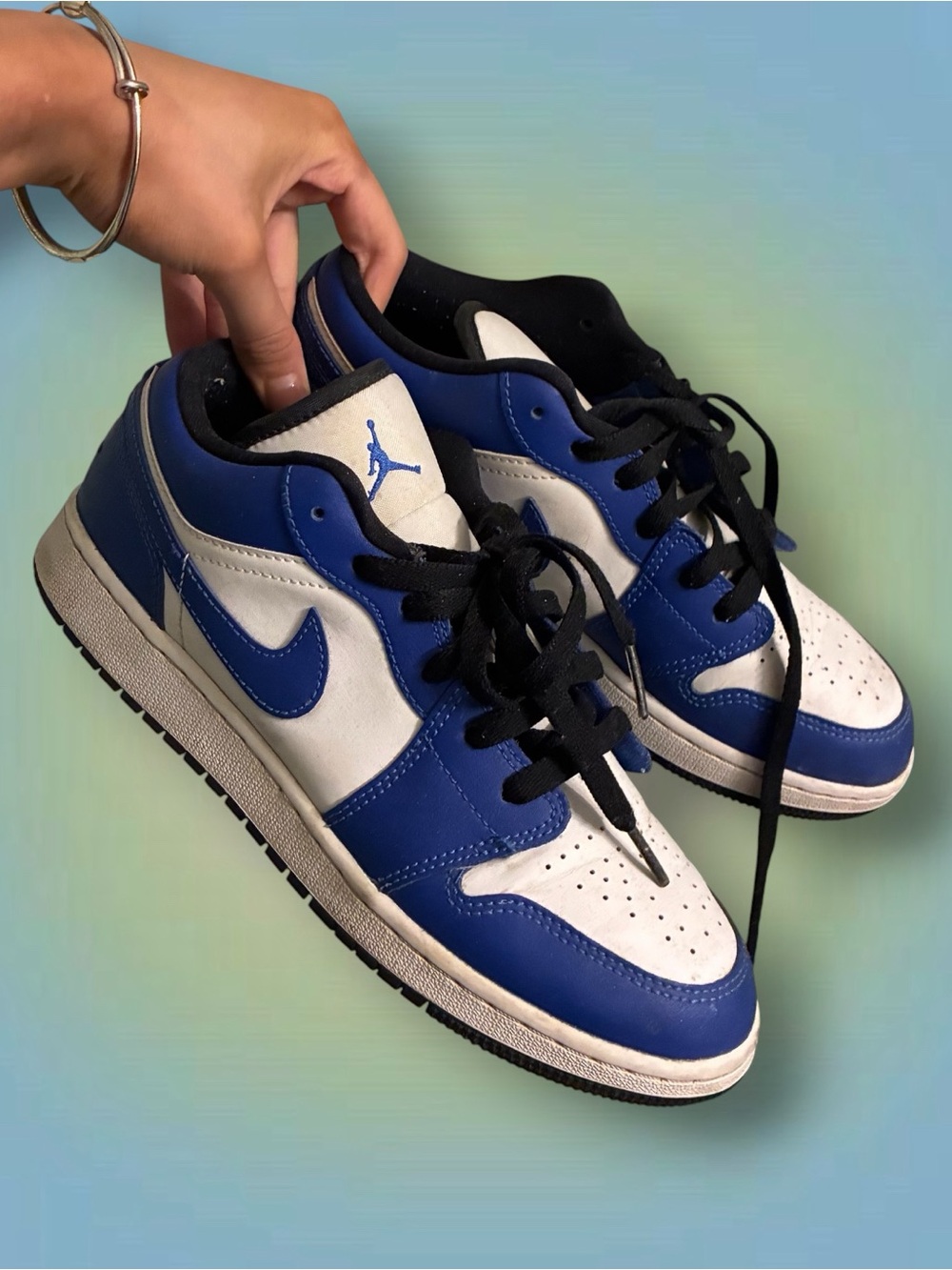 Nike Low Top Sneakers in Blue and White